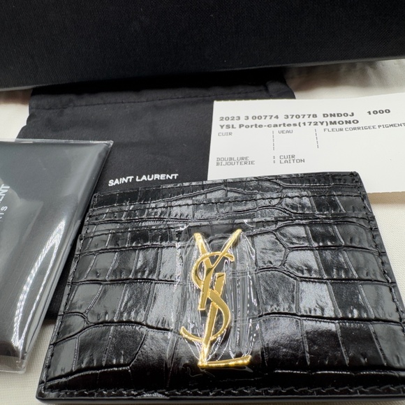 YSL CARDHOLDER 2025 - Picture 2 of 4